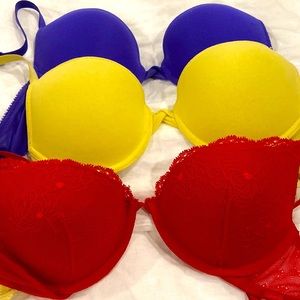 3 pack 32C bras: Calvin Klein and On Gossamer